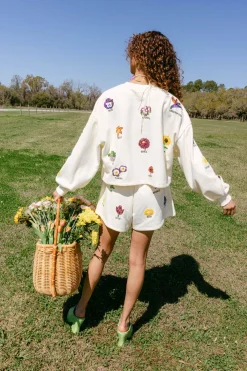 Beige Flower Type Scattered Short