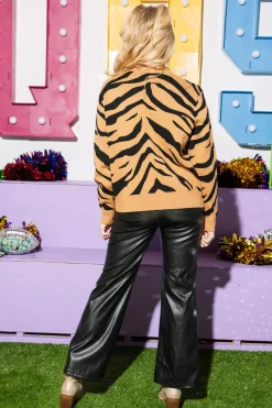 Black & Tan Tiger Print Tiger Head Sweater