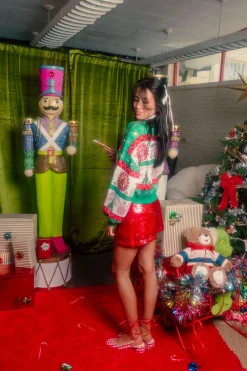 Christmas Stripe Needlepoint Gingerbread Man Plate Sweater