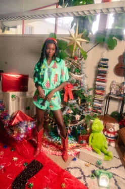 Green Colorblock Trees Shorts