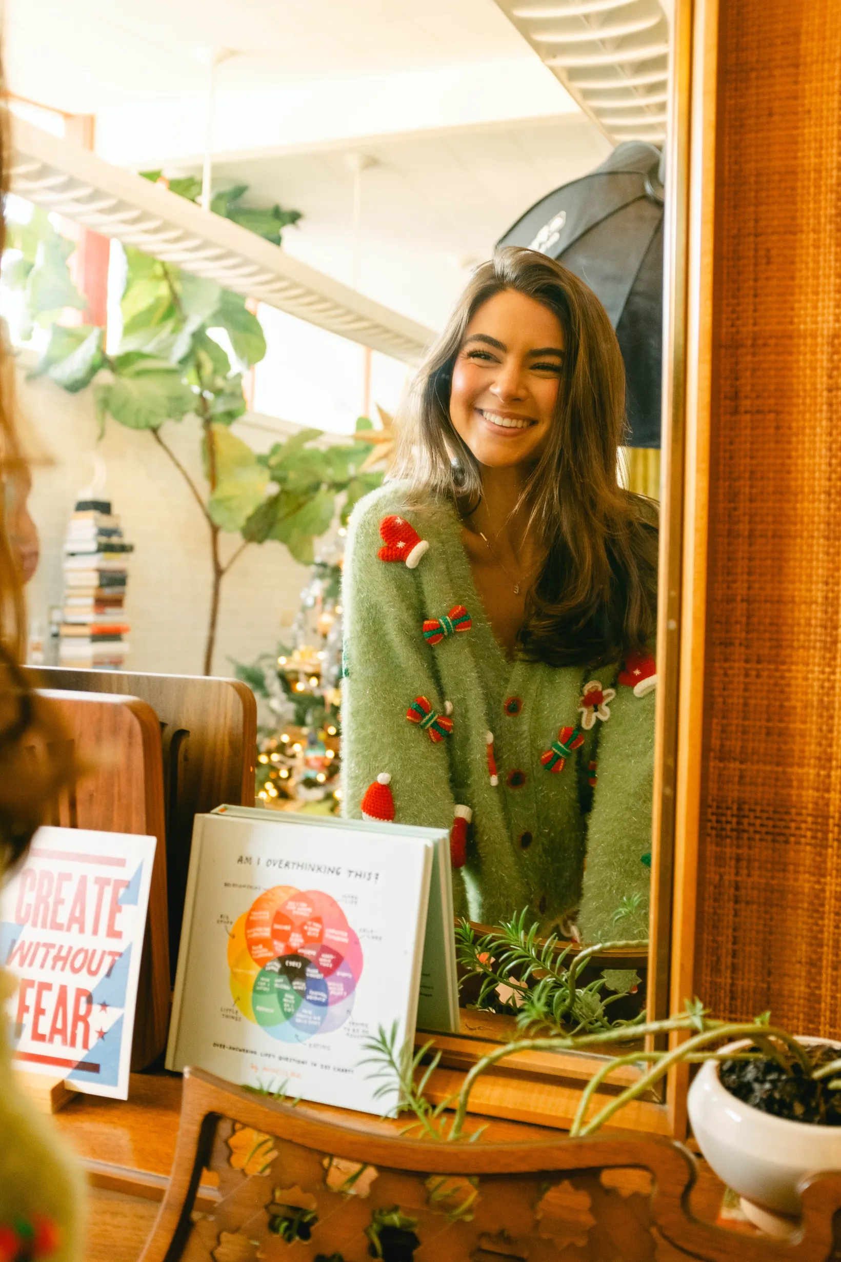 Green Fuzzy Knit Christmas Icon Short