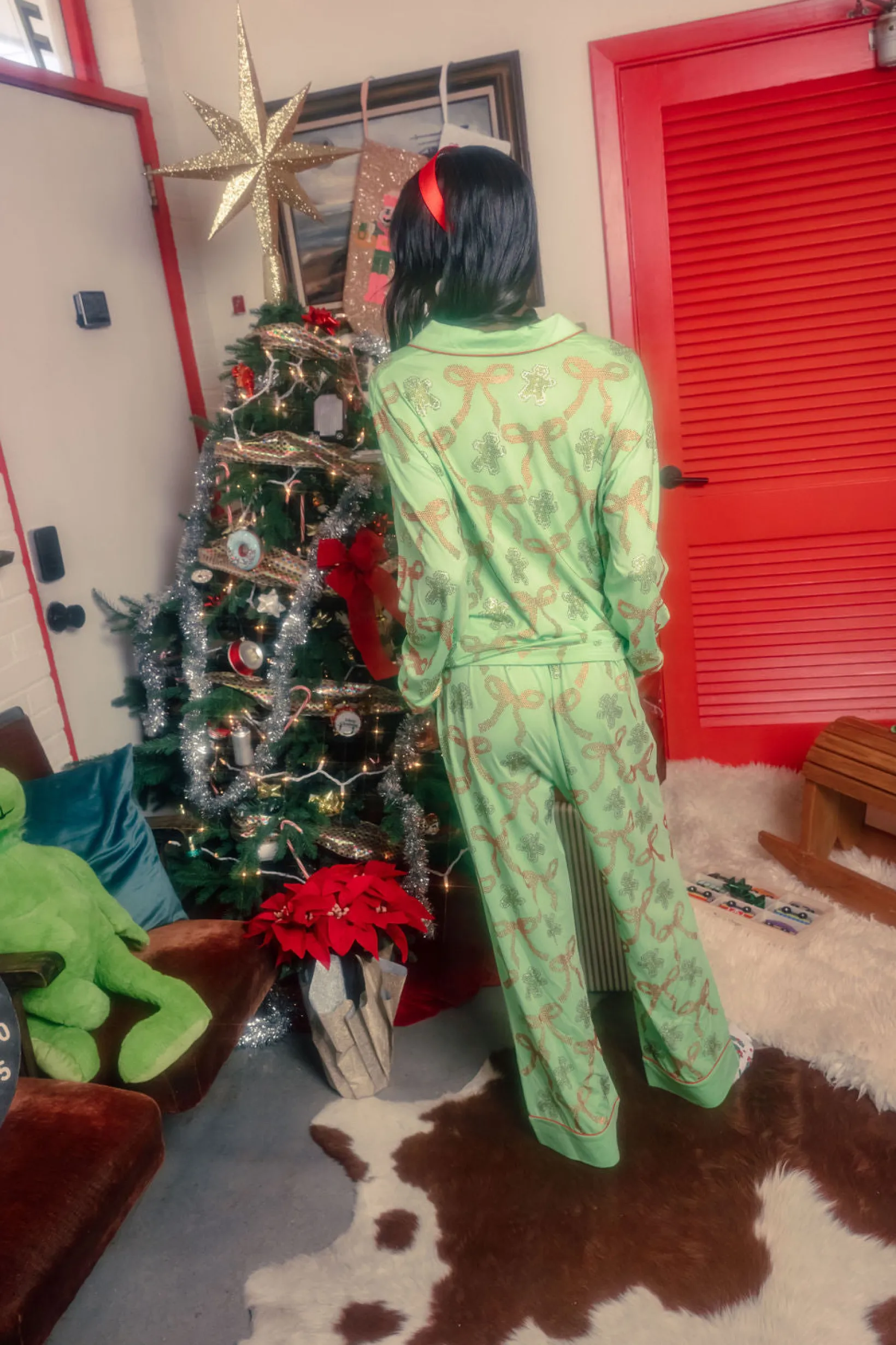 Green Gingerbread Men & Bows Pajama Top