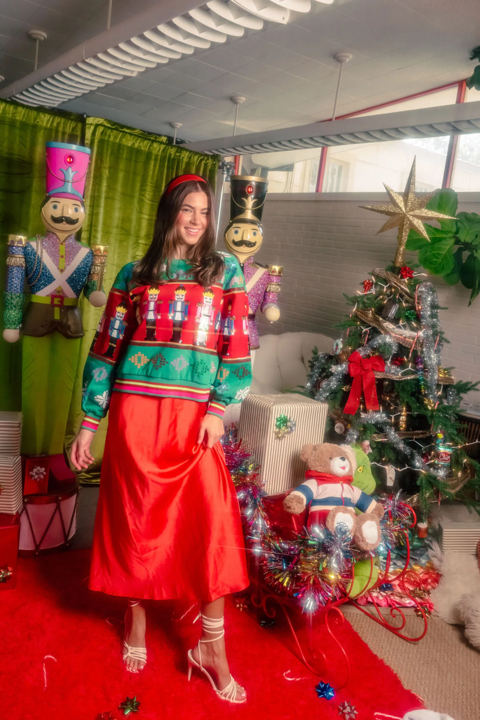 Green Multi Vintage Nutcracker & Needlepoint Snowflake Sweatshirt