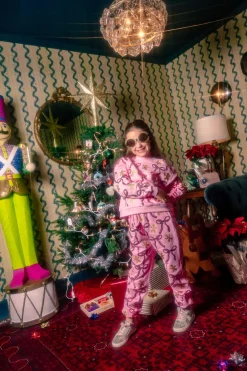 Kids Light Pink Gingerbread Men & Bows Sweatshirt