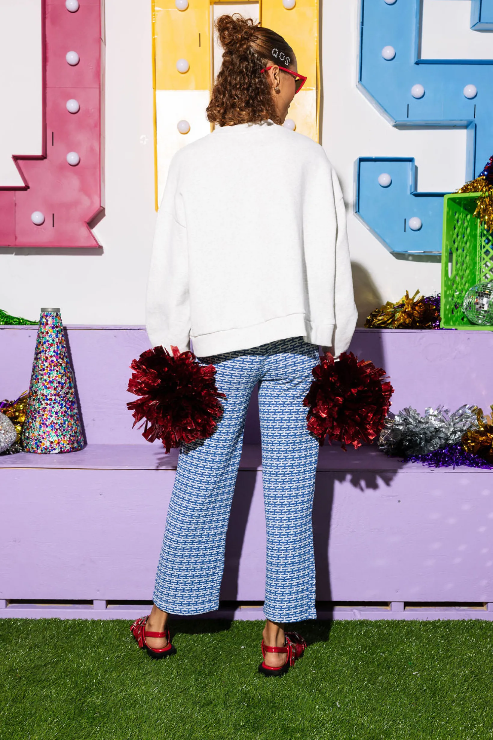 Licensed Grey 'Ole Miss Rebels' Vintage Sweatshirt