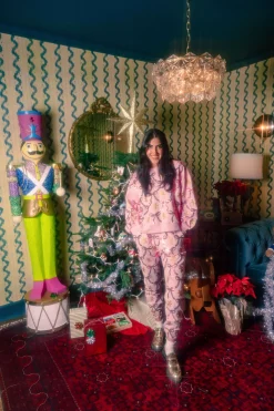 Light Pink Gingerbread Men & Bows Sweatshirt