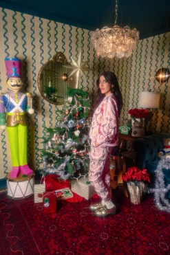 Light Pink Gingerbread Men & Bows Joggers