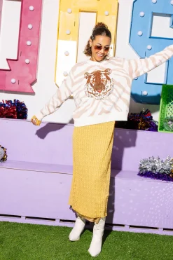 White & Tan Tiger Face Tiger Head Long Sleeve Sweater