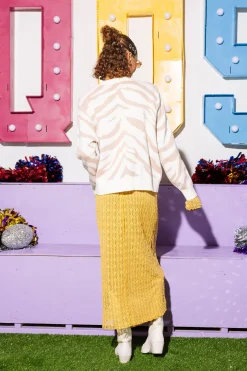 White & Tan Tiger Face Tiger Head Long Sleeve Sweater