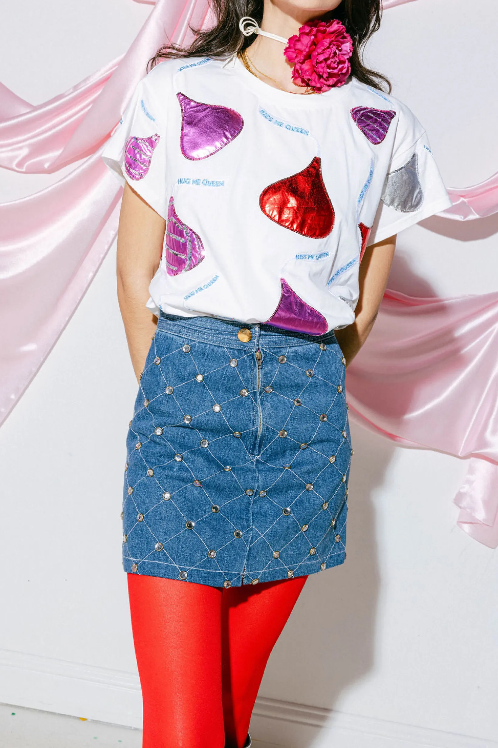 White Kiss All Over Tee