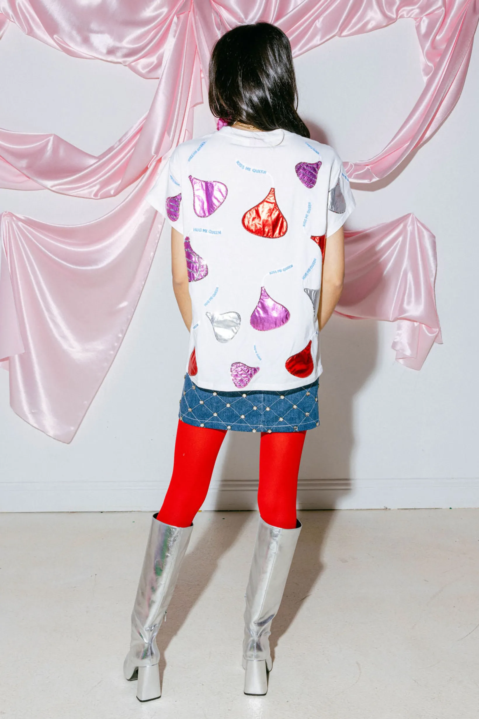 White Kiss All Over Tee