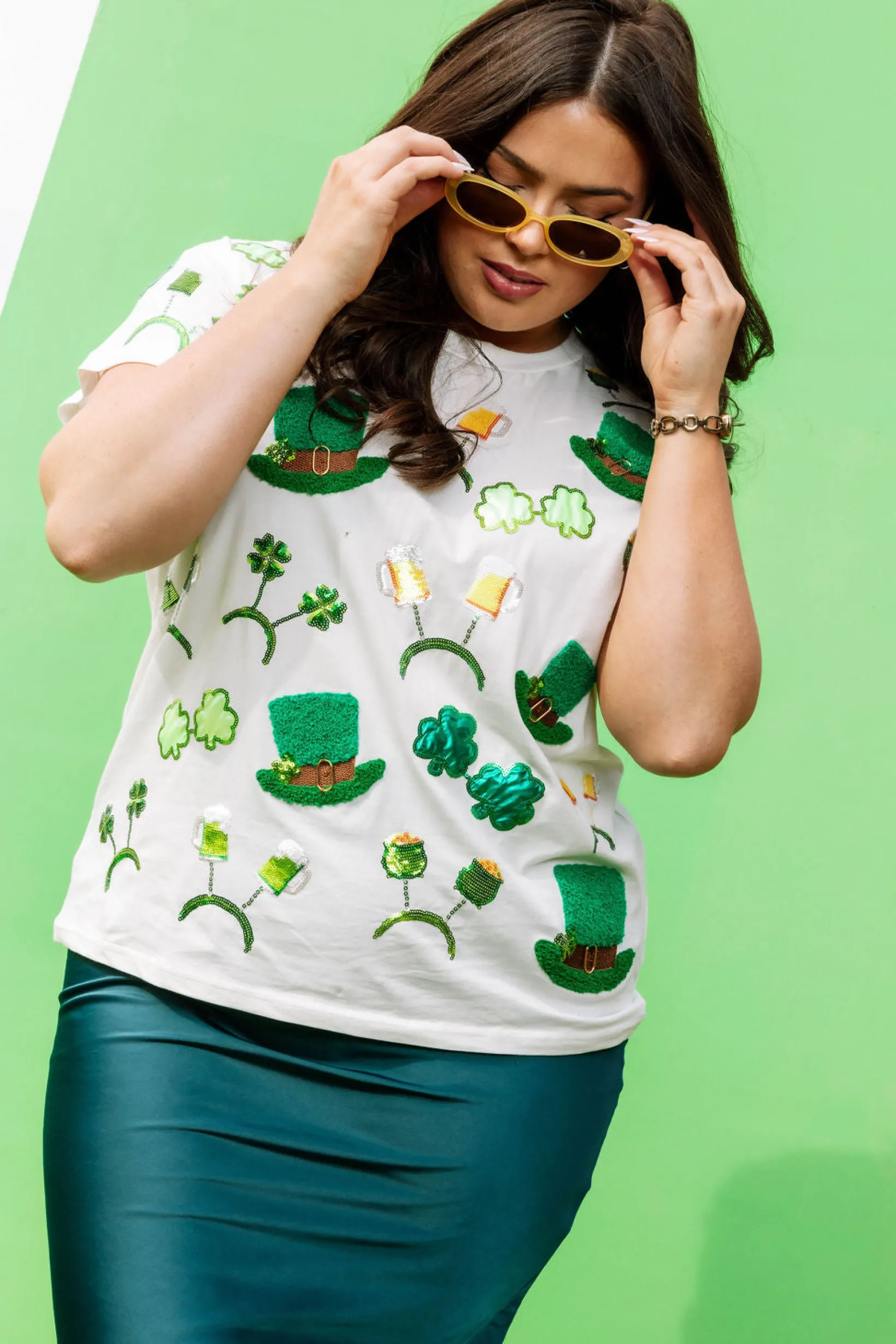 White St. Patrick's Day Sunglass, Hat & Headband Icon Tee