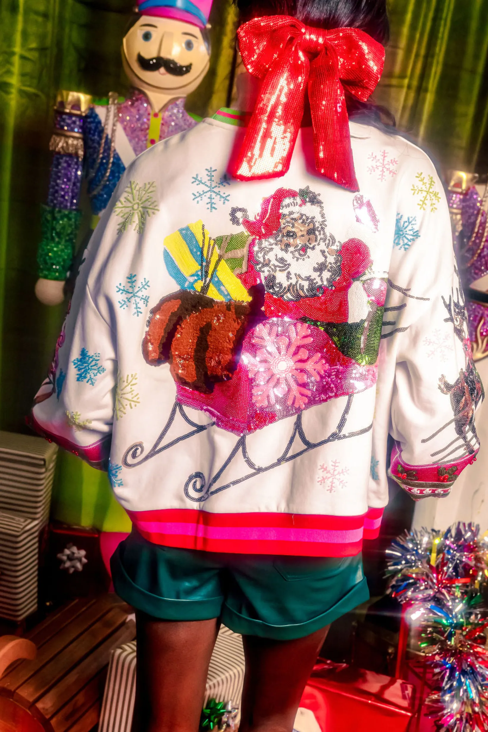 White Vintage Fair Skin Santa Sweatshirt